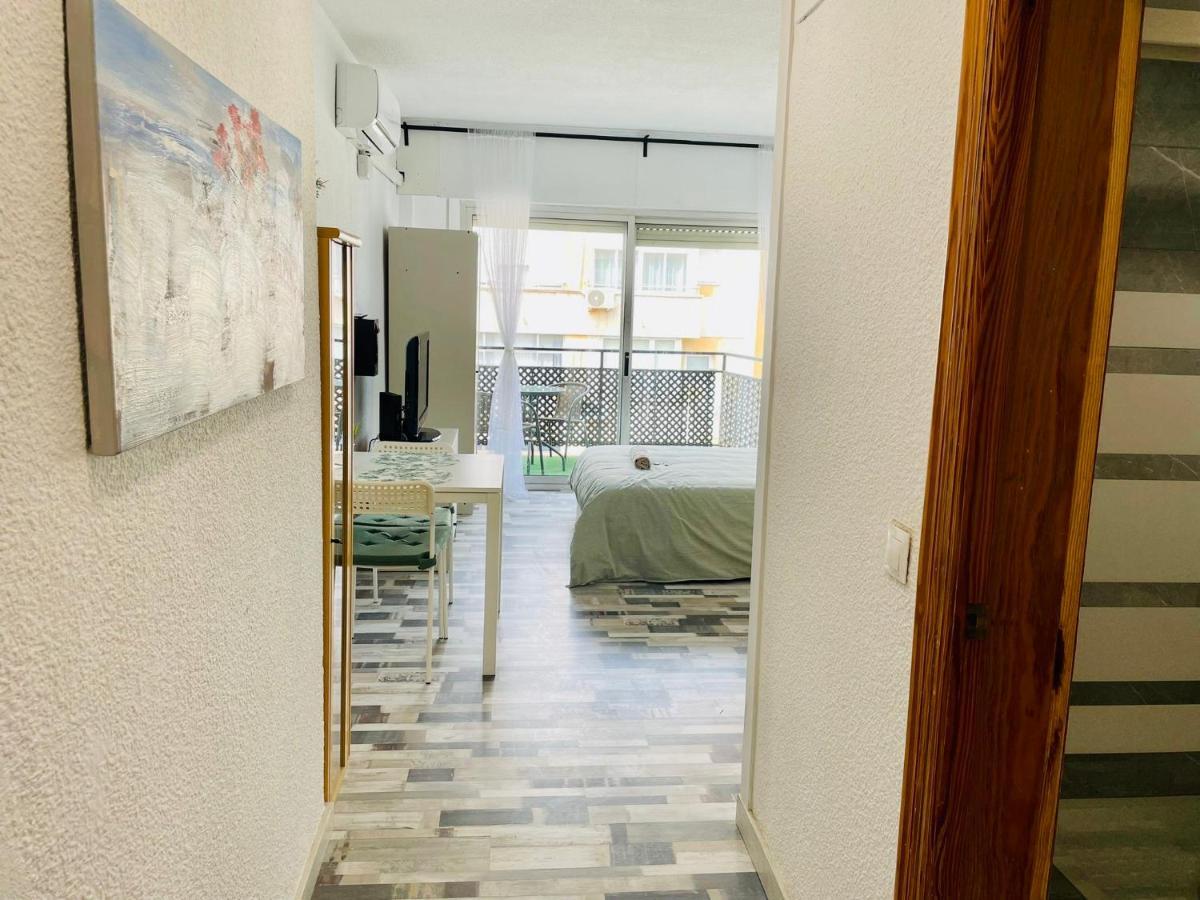 Confortable Estudio Con Terraza, Vistas A La Montana, Mar Y Mas Apartment Торемолинос Екстериор снимка