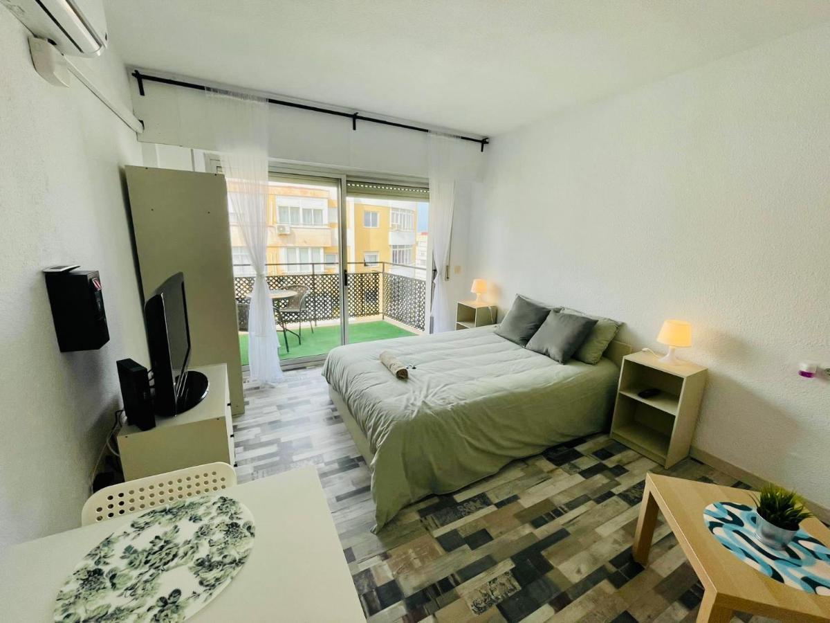 Confortable Estudio Con Terraza, Vistas A La Montana, Mar Y Mas Apartment Торемолинос Екстериор снимка
